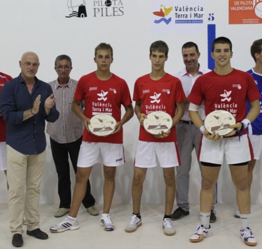 Pau, Néstor i Vicent campions de la Lliga Juvenil de raspall
