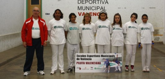 En Beniparrell se disputa el “Trofeo Diputación de Valencia” de raspall femenino