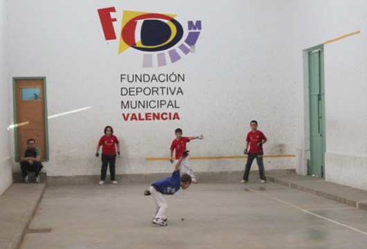 La ciutat de València oferta pilota valenciana a través de les seues escoles municipals