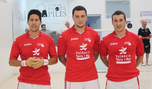 Moncho, Sanchis i Miravalles passen a les semifinals de la “Lliga professional de raspall”