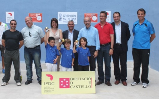 La Diputación de Castellón entrega los trofeos a los campeones