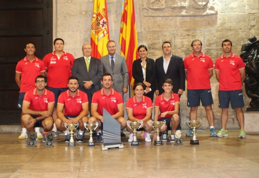 El President de la Generalitat rep a la selecció campiona del Món