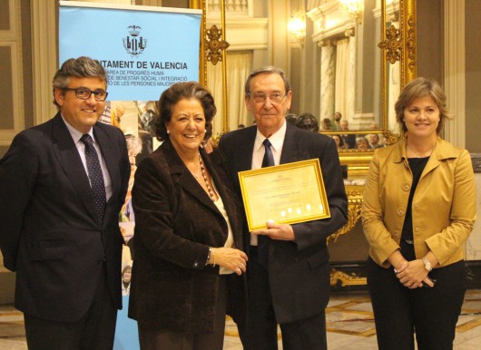 Rovellet ha sido homenajeado por el Ayuntamiento de Valencia