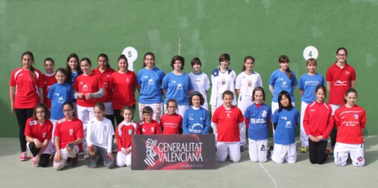 Les escoles de Faura, El Puig, Moixent i Borbotó, campiones femenines dels “XXXIV JECV frontó