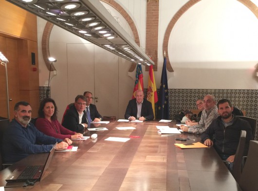 Les institucions valencianes es reuneixen amb la Federació per a la creació de la Fundació de Pilota