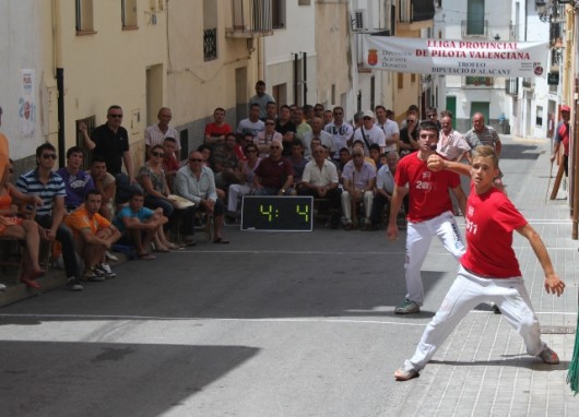 Jornada de derbis en el “XX Trofeo Diputación de Alicante de palma”